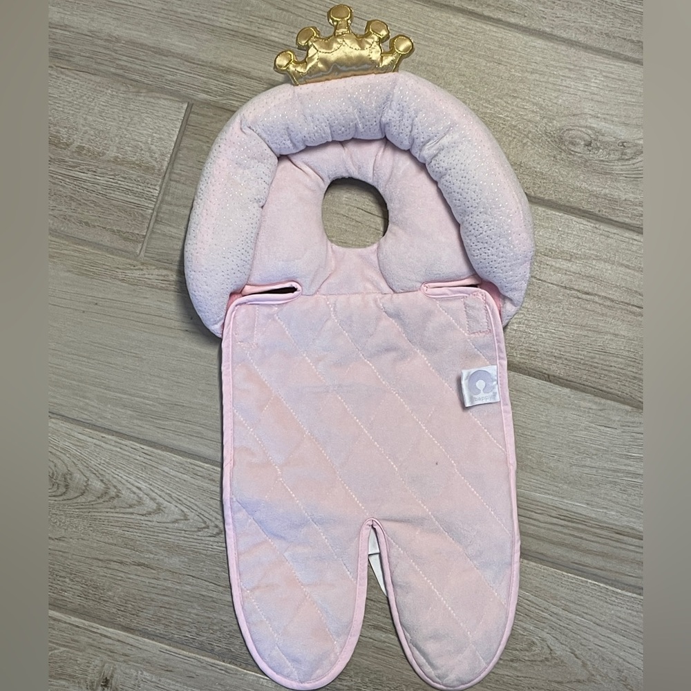 Boppy Princess infant carseat insert